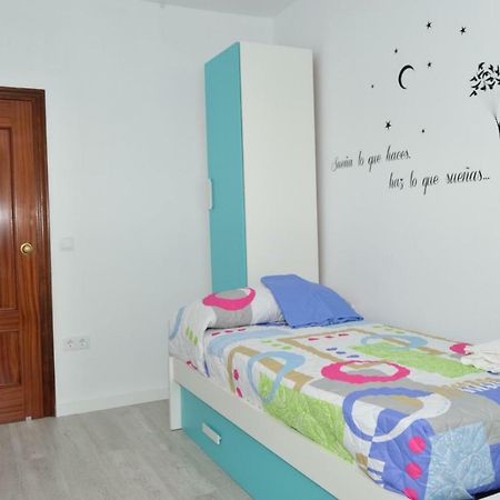 Apartamento Silvia Apartment กอร์โดบา ภายนอก รูปภาพ